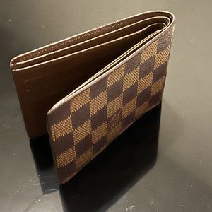 Louis Vuitton Mens Wallet